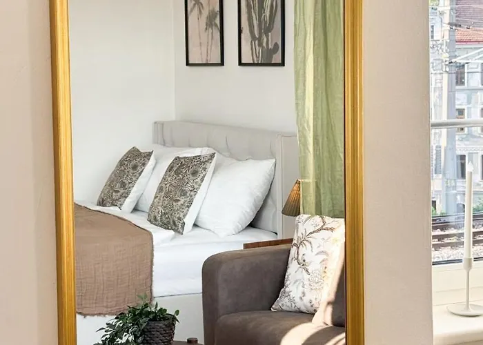 Modern Viennese 1br Viena